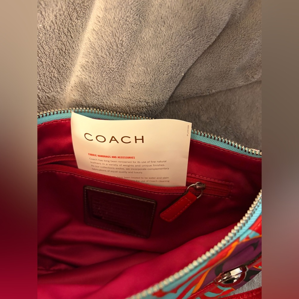 Coach Poppy Graffiti Groovy Multicolor Graphic Print Shoulder Bag with Red Trim - Picture 7 of 10